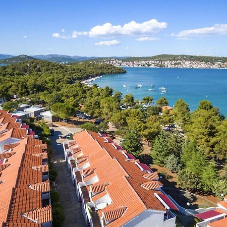 Belvilla Apartments In Holiday Resort Jezera Village, Island Murter Tisno Exterior foto
