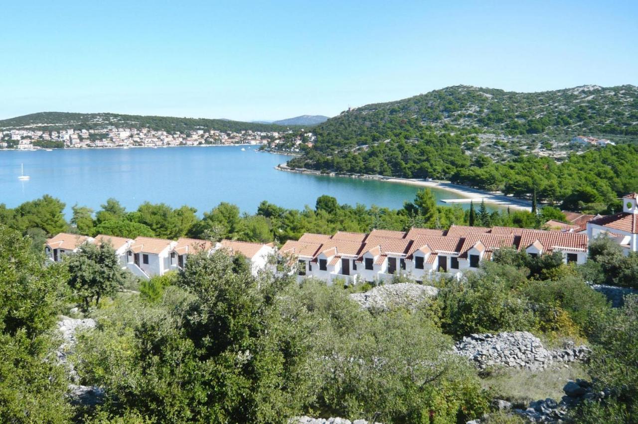 Belvilla Apartments In Holiday Resort Jezera Village, Island Murter Tisno Exterior foto